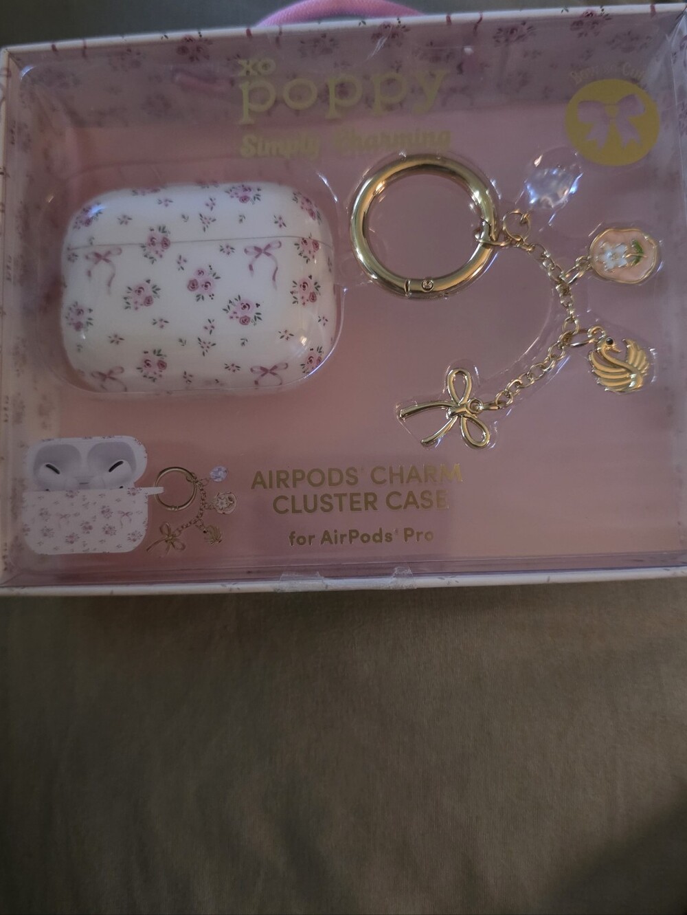 Poppy Simply Charming AirPods Pro Charm Case & Charmz - White & Pink